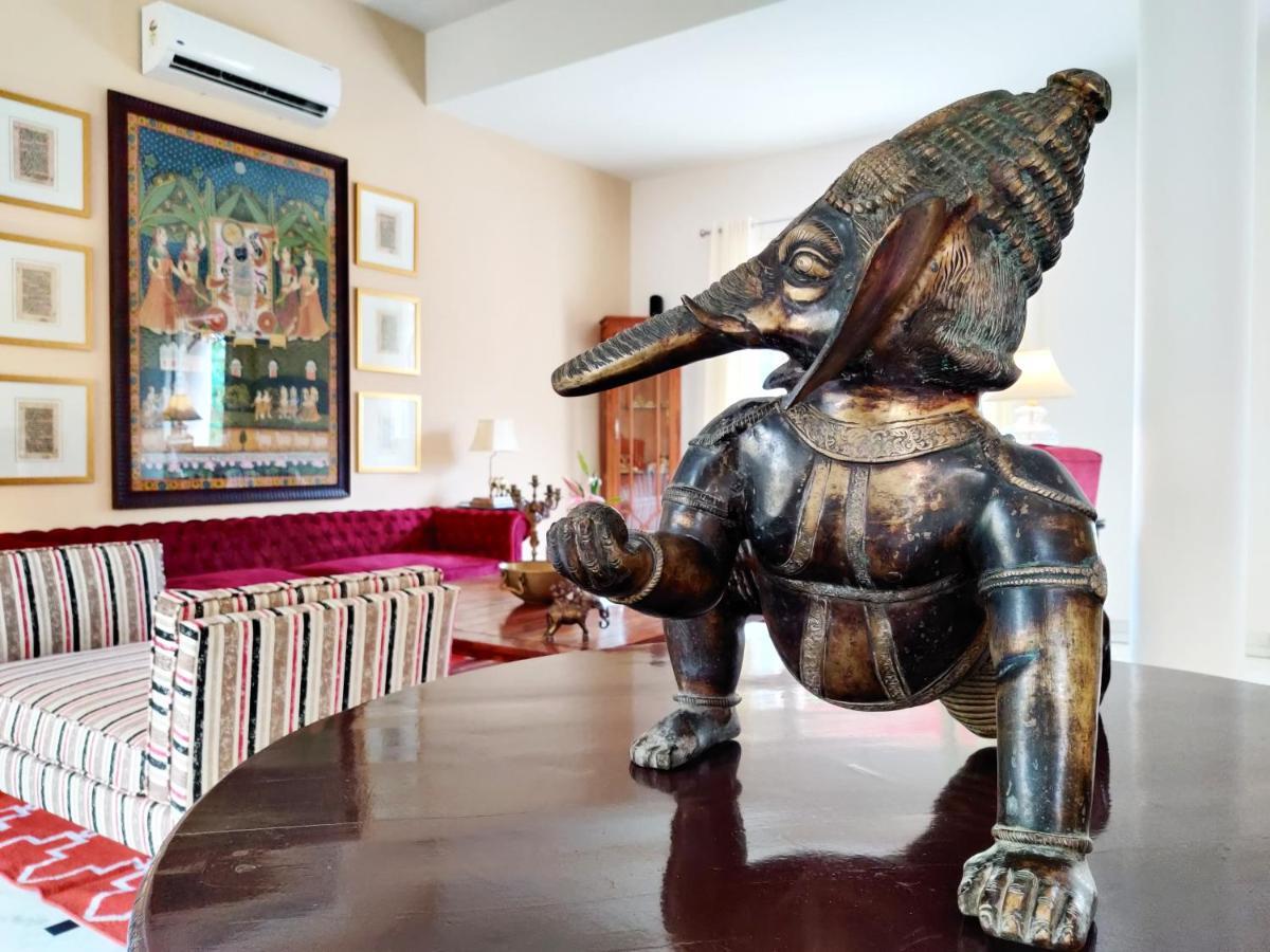 Premkunj Hotel Удайпур Екстериор снимка