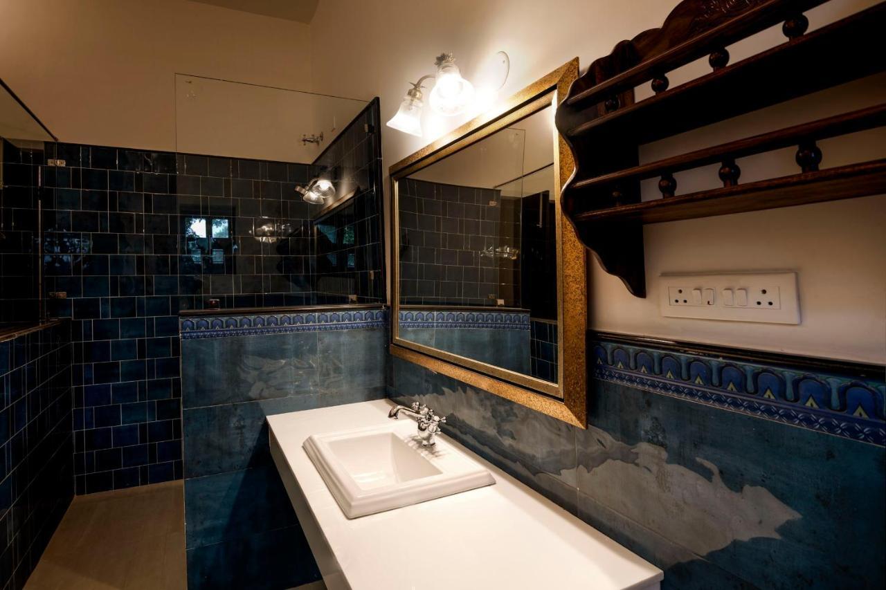 Premkunj Hotel Удайпур Екстериор снимка
