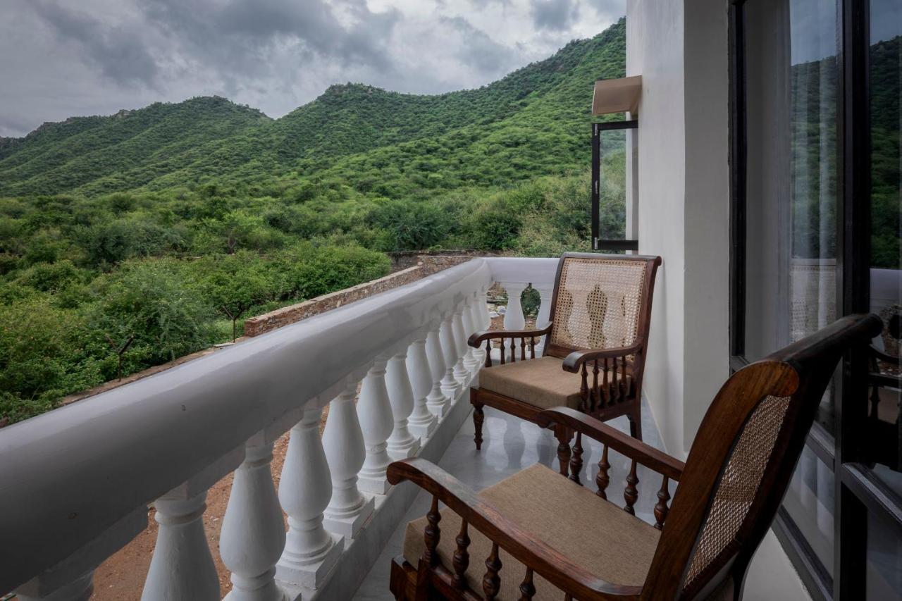 Premkunj Hotel Удайпур Екстериор снимка